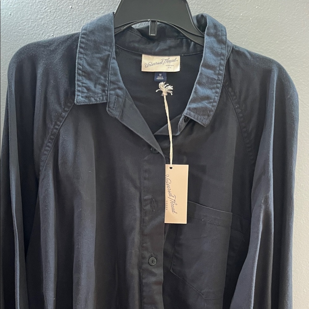 Universal Thread Men's Casual Button Down Shirt